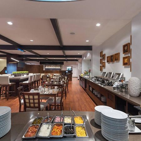 Hotel Courtyard By Marriott Saint-Domingue Extérieur photo