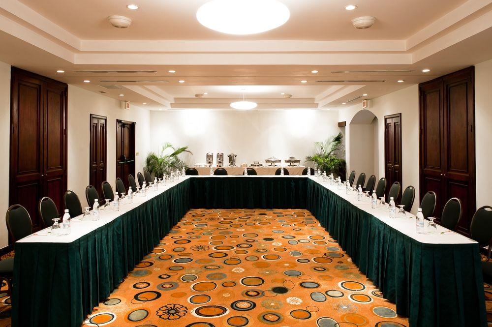 Hotel Courtyard By Marriott Saint-Domingue Extérieur photo