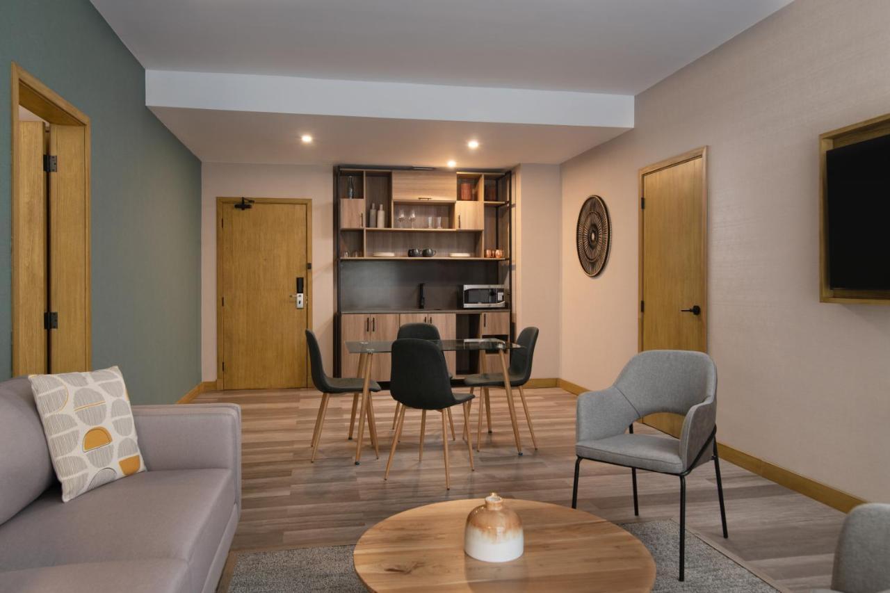 Hotel Courtyard By Marriott Saint-Domingue Extérieur photo