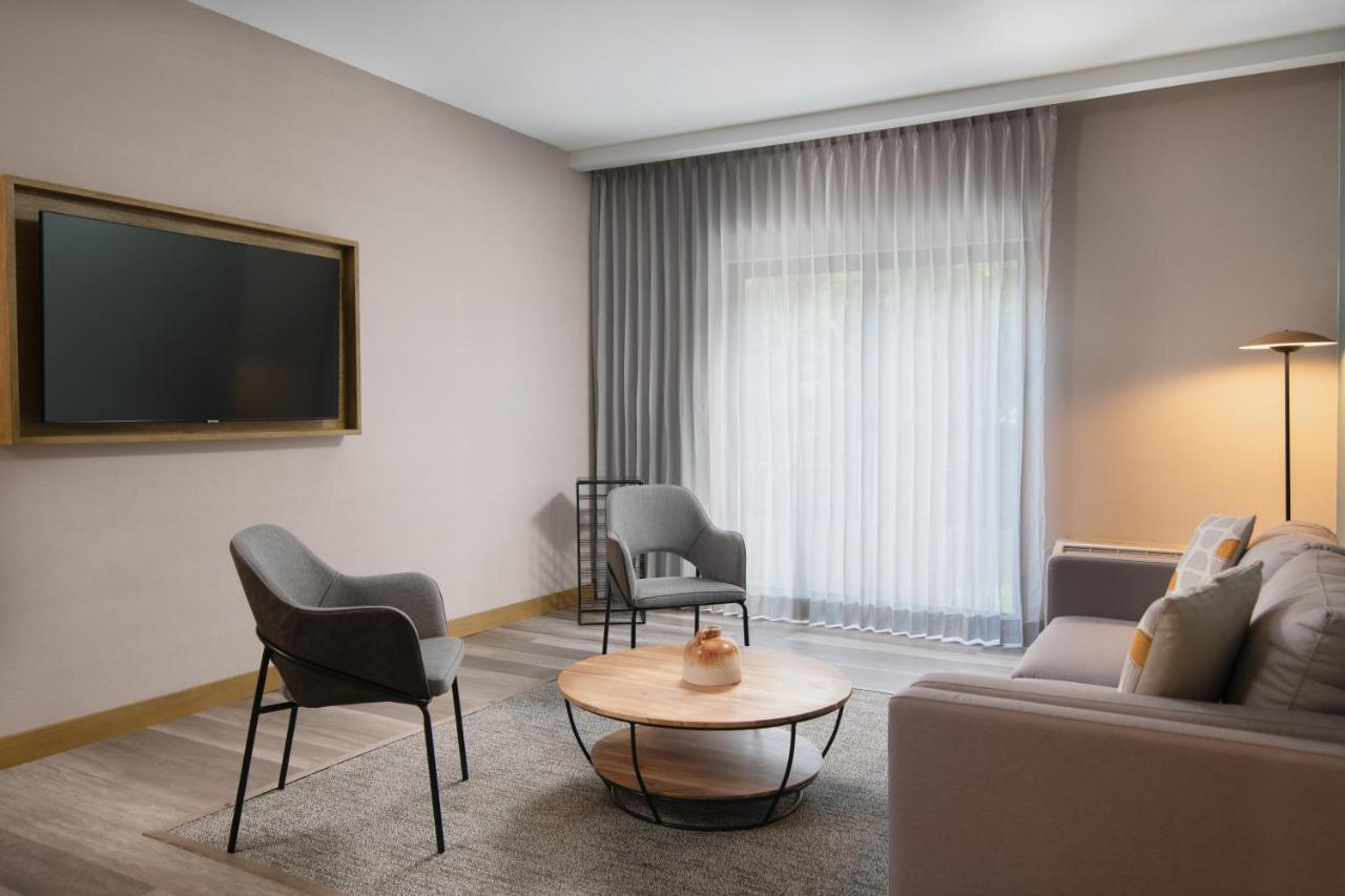 Hotel Courtyard By Marriott Saint-Domingue Extérieur photo