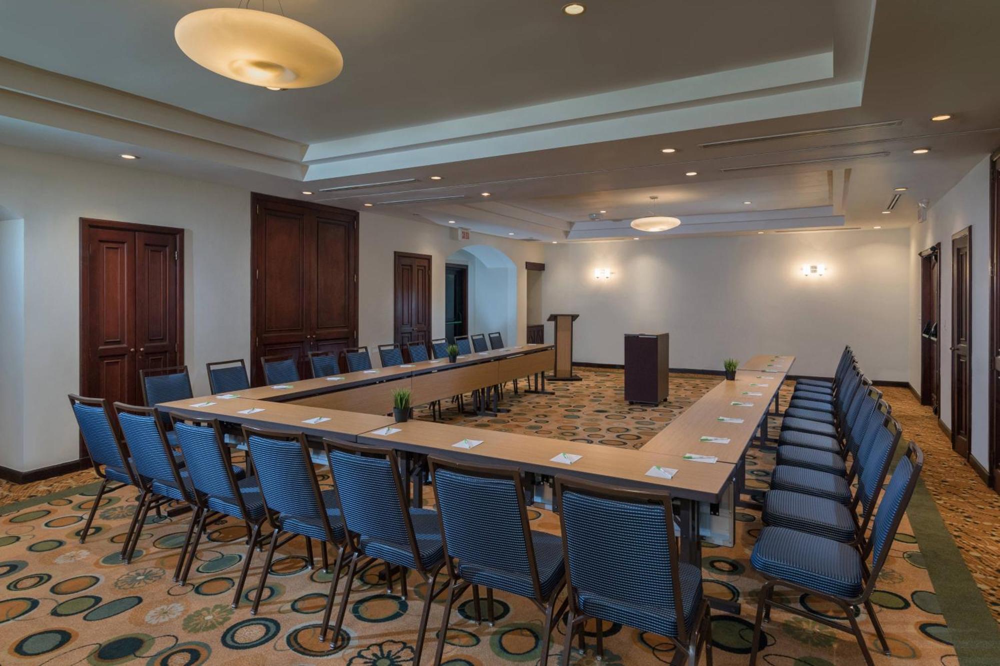 Hotel Courtyard By Marriott Saint-Domingue Extérieur photo