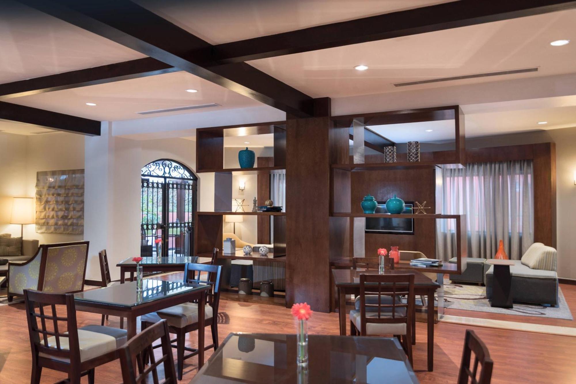 Hotel Courtyard By Marriott Saint-Domingue Extérieur photo